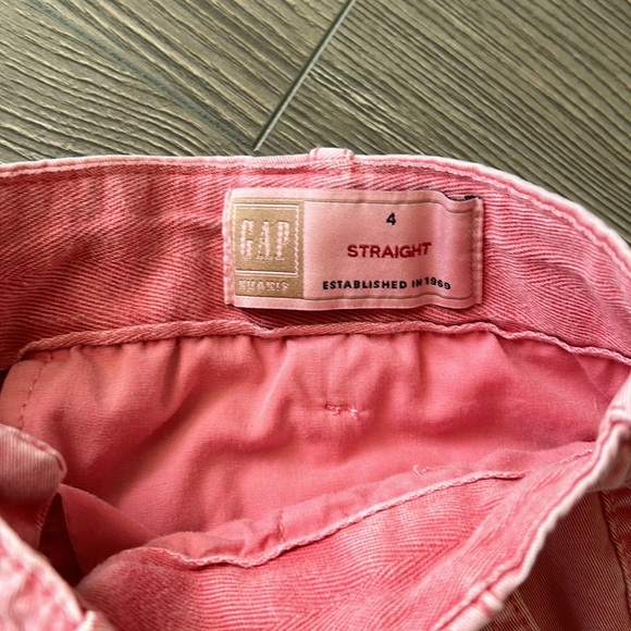 Gap Womens Size 4 High Rise Straight Leg Khaki Pants. Wider straight leg. - Picture 5 of 7